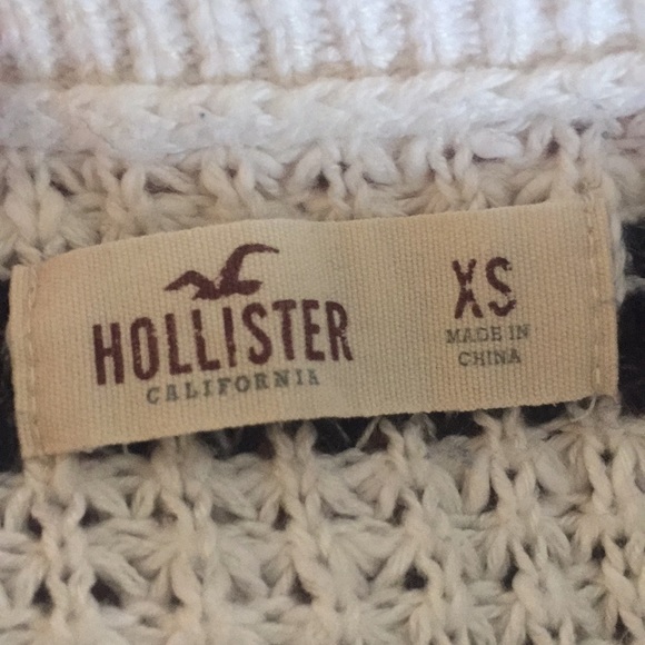 💥CUTEST Hollister sweater💥 - Picture 4 of 4